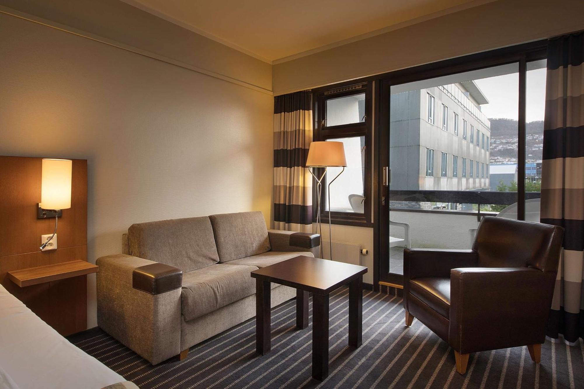 Scandic Sunnfjord Hotel & Spa Forde  Bagian luar foto